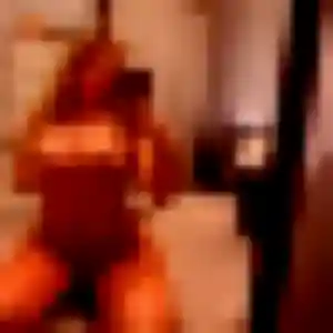 Farida, 34 ans, cherche un plan cul à Ajain