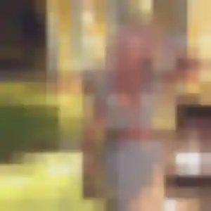 Photo de Ursula à Alby-sur-Chéran (27 ans) - plan cul anonyme