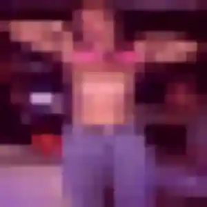 Peace, 41 ans, en ligne à Allonville pour une rencontre coquine