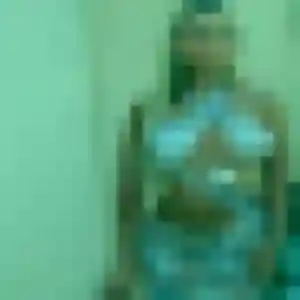 Mbène, 42 ans, connectée à Amfreville pour une rencontre coquine