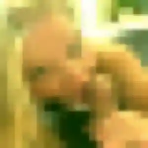 Photo de Zawadi à Anglade (26 ans) - plan cul discret