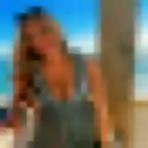 Claudine, 32 ans, connectée à Anglesqueville-l'Esneval pour une rencontre coquine