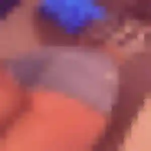 Charmante Aida, 34 ans à Annoisin-Chatelans - voir sa photo