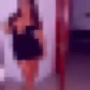 Valérie, 26 ans, en ligne à Armeau pour une rencontre coquine