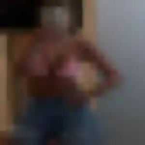 Pauline, femme de 39 ans veut plan cul à Aron