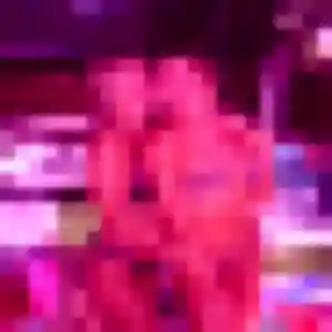 Yetunde, 29 ans, veut un plan cul à Aron