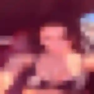 Contacte Naïma, 22 ans à Asson en t'inscrivant