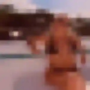 Rencontre Delphine, 44 ans à Aydoilles en privé