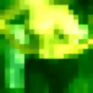 Grâce, 25 ans, en ligne à Ayron pour un plan cul