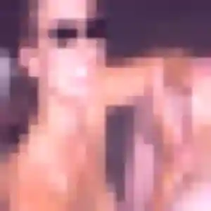 Élise, 29 ans, connectée à Baccarat pour une rencontre coquine