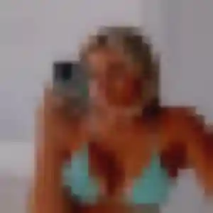 Roxane, femme de 25 ans cherche plan cul à Bachy