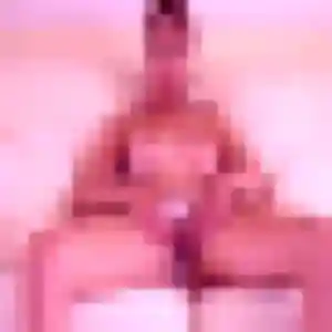 Célestine, 22 ans, connectée à Bâgé-le-Châtel pour une rencontre coquine