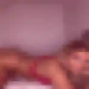 Rejoins Touty, 26 ans à Banville en privé