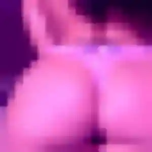 Photo sexy de Fatoumata, 22 ans à Berteaucourt-les-Dames - rencontre sans lendemain