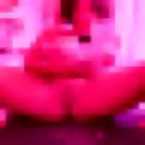 Nneka, 32 ans, disponible à Besse-et-Saint-Anastaise pour une rencontre coquine