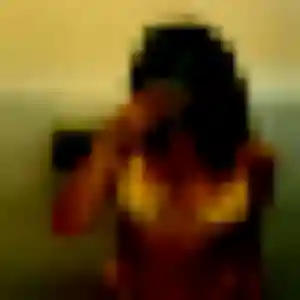 Adélaïde, fille de 33 ans cherche plan cul à Binic-Étables-sur-Mer