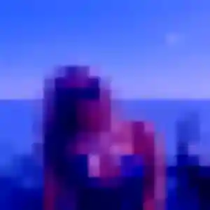 Funke, fille de 25 ans propose plan cul à Blacy