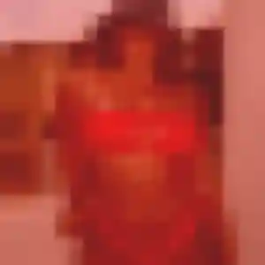 plan cul à Blanquefort : profil de Efua, 45 ans - sans engagement