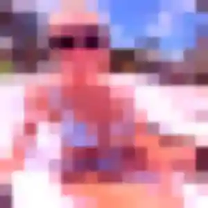 Découvre Saly, 43 ans à Blond en privé