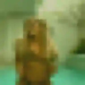 Découvre Stella, 28 ans à Boisset gratuitement