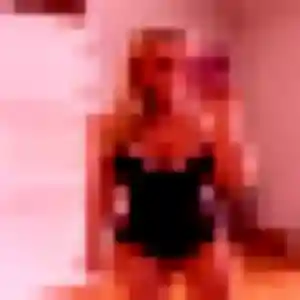 Xénia, femme de 23 ans propose plan cul à Bourecq