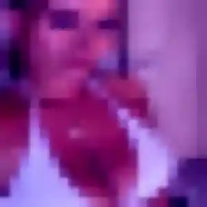 Belle Joséphine, 34 ans à Bourg-Argental - voir sa photo