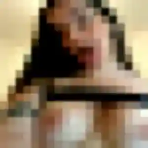 Photo de Sandrine à Bourg-Saint-Bernard (37 ans) - plan cul anonyme