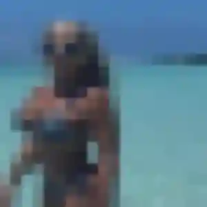 Photo exclusive de Kaddy, 30 ans à Bouvaincourt-sur-Bresle - plan discret