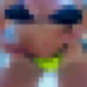 Rejoins Malaika, 40 ans à Bouxwiller en privé