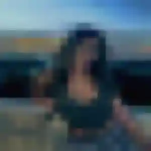 Akua, femme de 33 ans cherche plan cul à Brens
