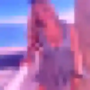 Contacte Toyin, 27 ans à Bresse Vallons gratuitement