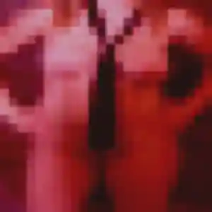 Déla, femme de 33 ans propose plan cul à Brux