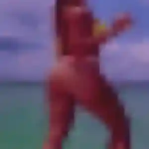 Gathoni (26 ans) à Buros propose un plan cul ce soir