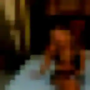 Morgane (25 ans) à Carantilly propose un plan cul rapidement