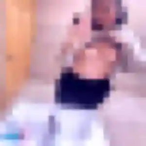 Photo sexy de Karima, 28 ans à Carly - plan discret