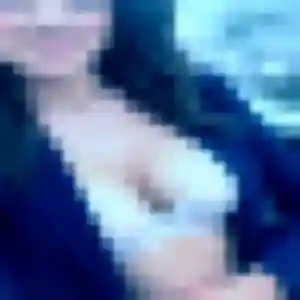 Solène, 35 ans, dispo pour plan cul à Castelnau-de-Montmiral