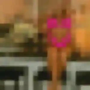 Gnilane, 42 ans, en ligne à Cauneille pour une rencontre coquine