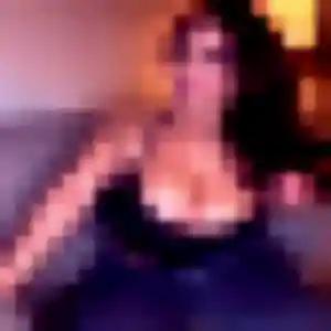 Rencontre Joséphine, 30 ans à Cauterets en privé