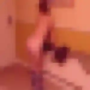 plan cul à Cenon-sur-Vienne : photo de Divine, 25 ans - accès libre