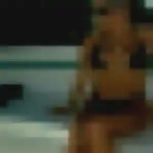 Découvre Madeleine, 31 ans à Cergy en privé