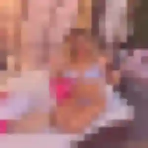 Rebecca, femme de 35 ans veut plan cul à Cézy