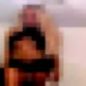 plan cul à Chabreloche : photo de Takha, 38 ans - inscription gratuite