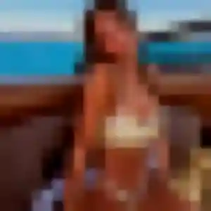 Gnilane, 45 ans, en ligne à Chalamont pour un plan cul