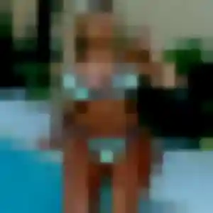 Photo de Fatou à Chalo-Saint-Mars (39 ans) - plan cul discret