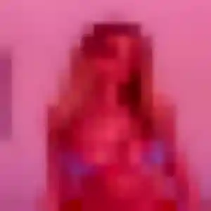Abigail, 22 ans, en ligne à Champanges pour une rencontre coquine