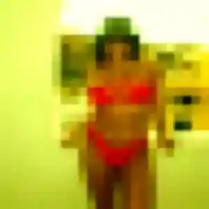 plan cul à Chanteix : profil de Aliyah, 45 ans - sans engagement