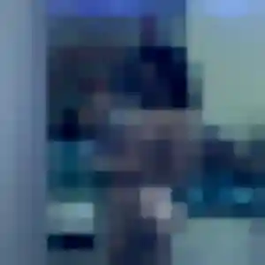 Tanoh (27 ans) à Charly propose un plan cul maintenant