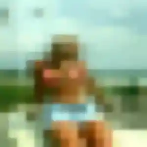 Naomie, 22 ans, en ligne à Chartres-de-Bretagne pour une rencontre coquine