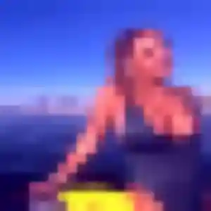 Rejoins Déla, 37 ans à Chasseneuil gratuitement