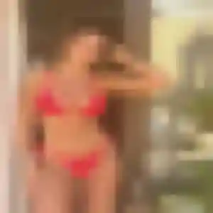 Photo sexy de Adama, 31 ans à Châteauneuf-du-Rhône - plan discret